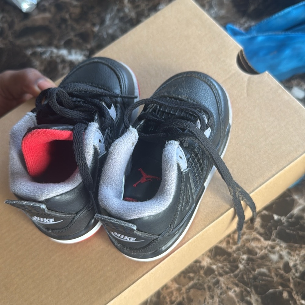Baby shoes - Picture 3 of 3